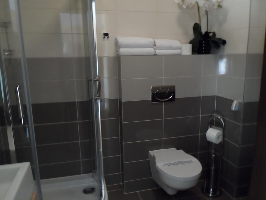 Atrium Luksusowe Apartamenty 萨比诺瓦 客房 照片